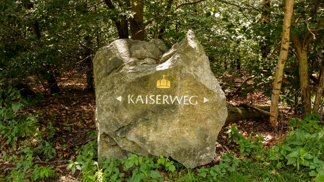 Kelias, Akmuo, Kryptis, Maršrutas, Maršrutų Žymėjimas, Kaiserweg, Kaiserio Kelias, Tolimojo Tako, Emporer, Harz