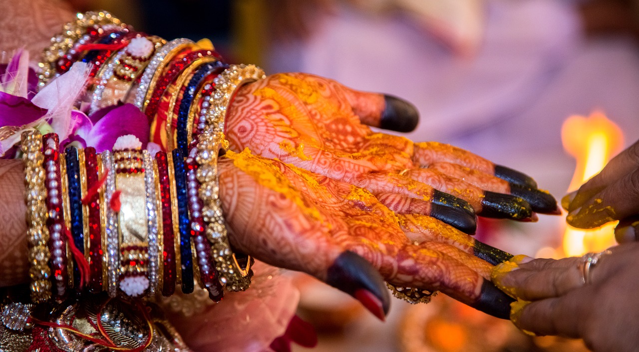 Ceremonija, Vestuvės, Santuoka, Rankų Tapyba, Moteris, Laimingas, Šventė, Indijos, Tradicijos, Mehndi