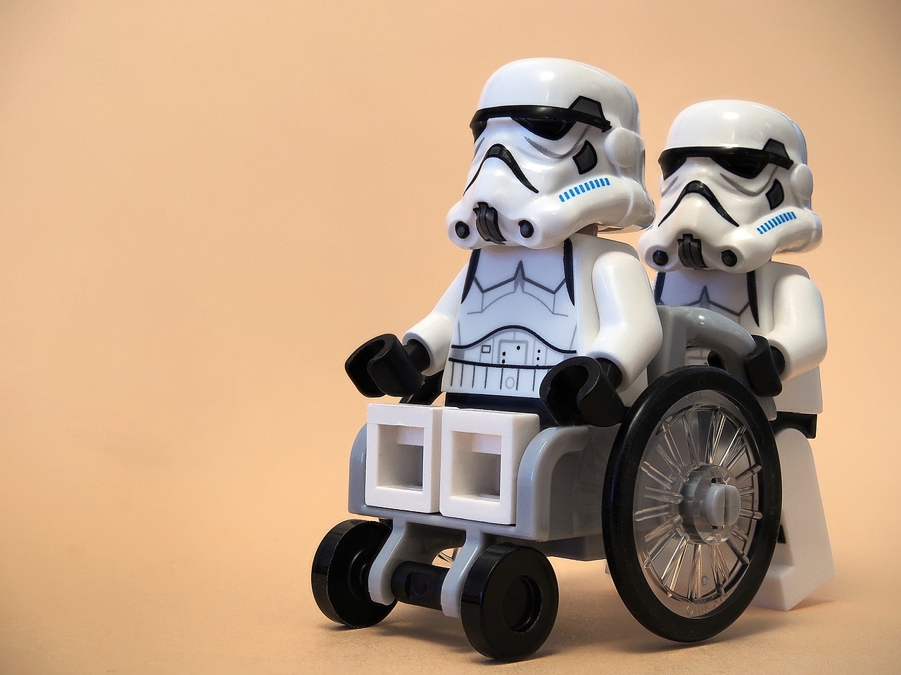 Neįgaliųjų Vežimėlis, Stormtrooper, Lego, Sveikatos Apsauga, Nelaimingas Atsitikimas, Parama, Pagalba, Stumti, Pacientas, Ligoninė
