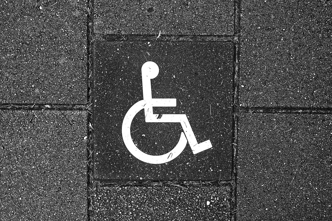 Neįgaliųjų Vežimėlis, Transporto Priemonė, Dangas, Plytelės, Budrus, Piktograma, Vežimėlio Rampa, Prieinamumas, Prieiga, Rampa