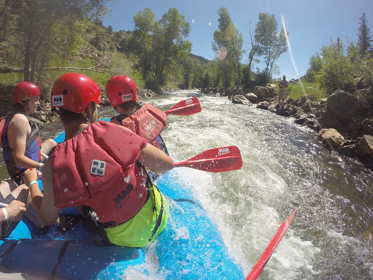 Baltas Vanduo, Rafting, Upė, Vanduo, Sportas, Nuotykis, Irklas, Plaustas, Valtis, Šalmas