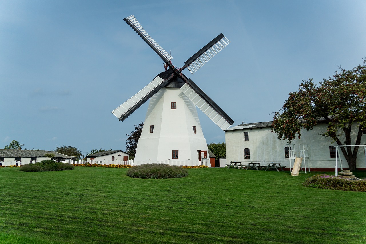 Windmill,  Sodas,  Namas,  Medis,  Meadow,  Bokštas Vėjo,  Atostogos,  Kelionė,  Bornholmas,  Åkirkeby