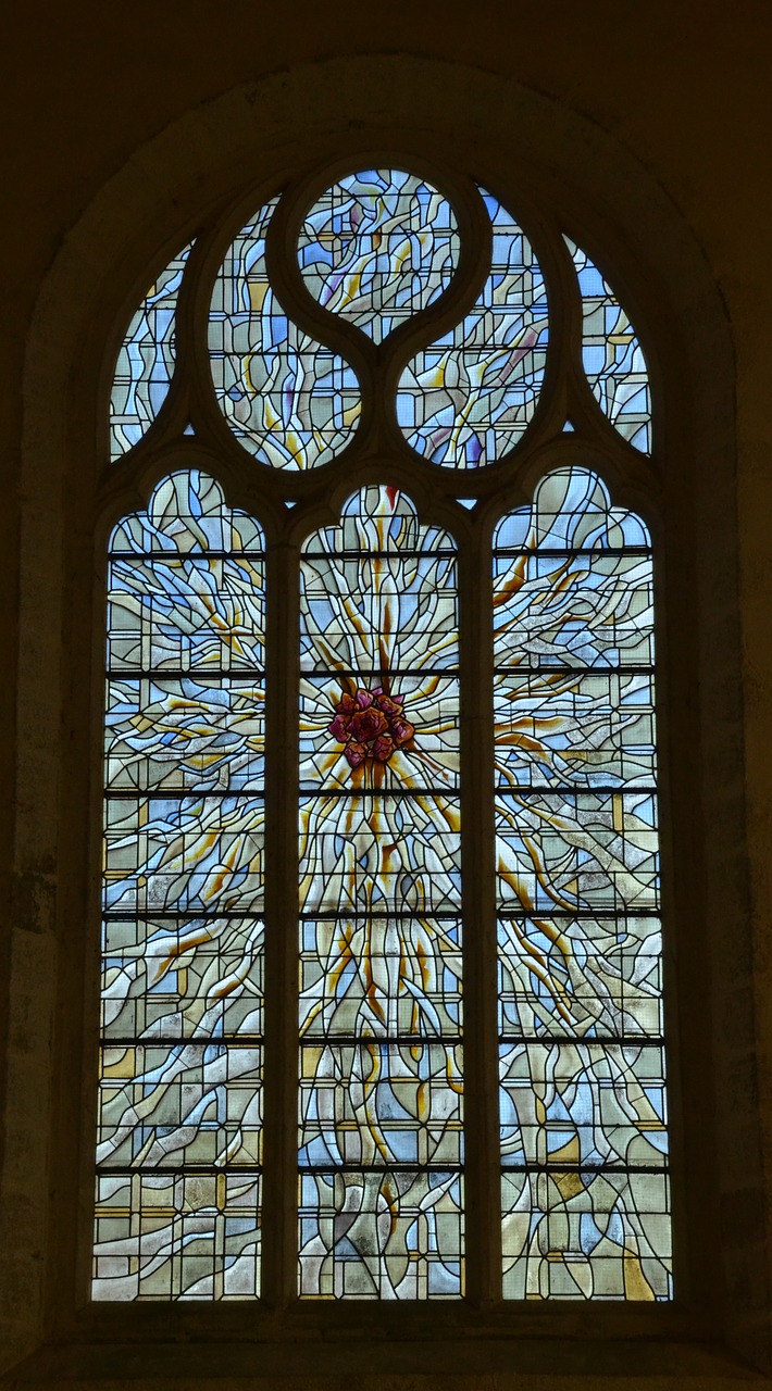 Langas, Stiklas, Vitražas, Abatija, Simetrija, Tikėjimas, Religija, Abbaye Du Relec, Brittany, France