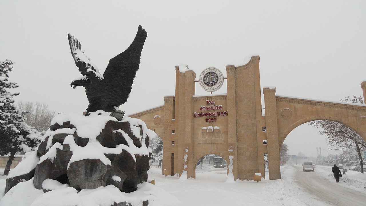 Žiema, Ataturk Universitetas, Erzurum, Vartai, Skulptūra, Architektūra, Nemokamos Nuotraukos,  Nemokama Licenzija