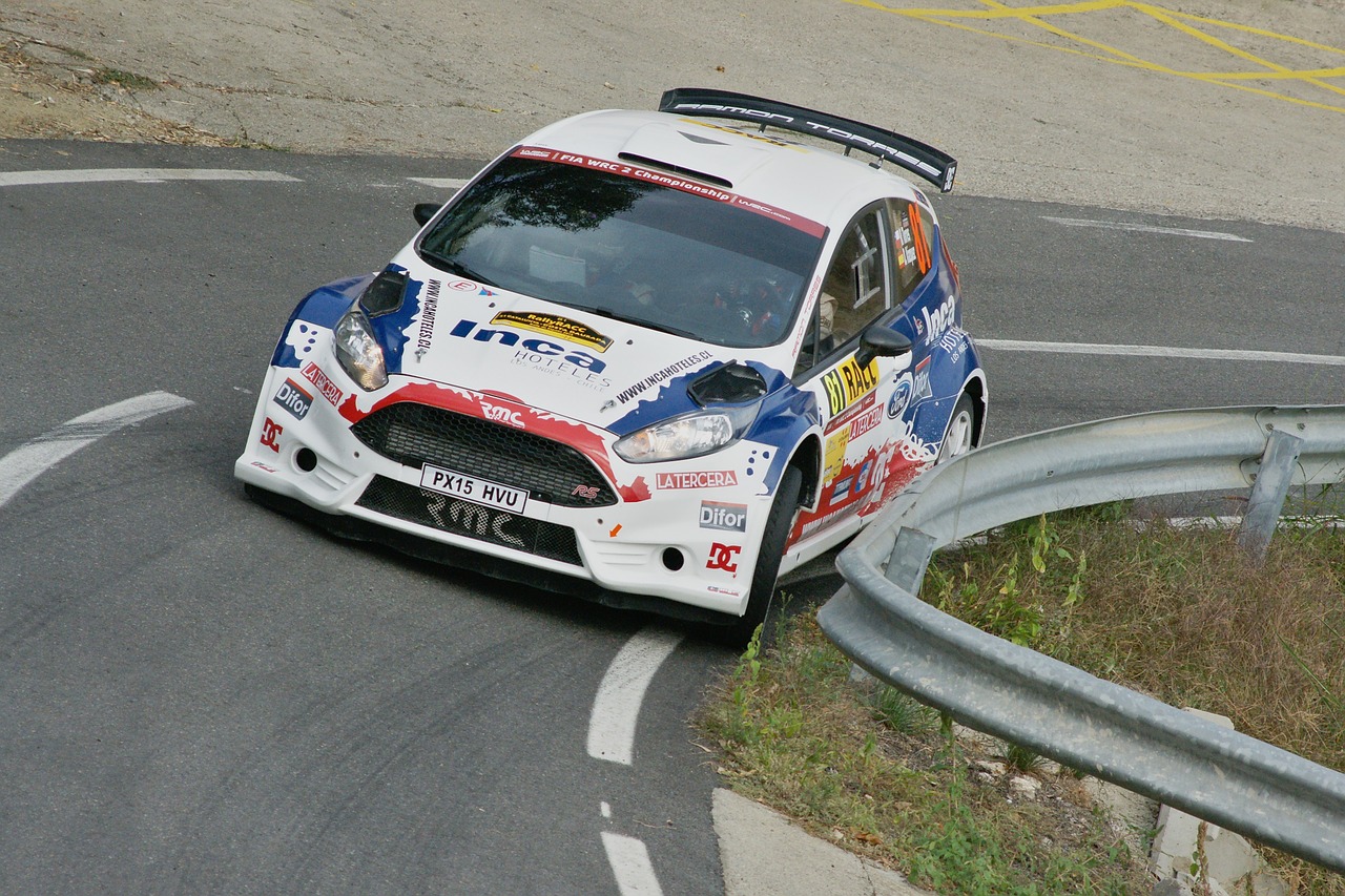 Wrc2, Ford Fiesta R5, Racc Rally Catalunya 2015, Nemokamos Nuotraukos,  Nemokama Licenzija