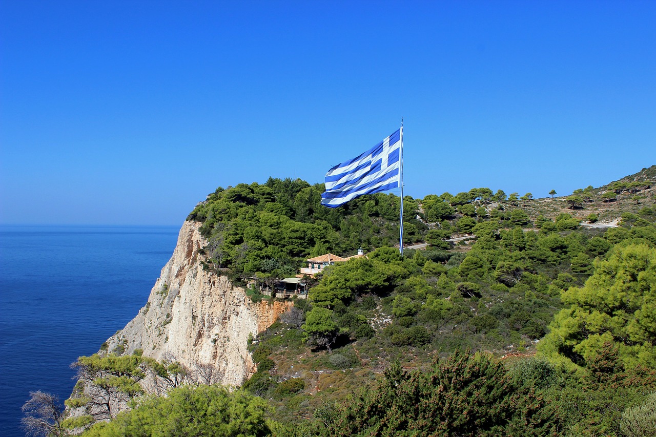 Zakynthos, Graikija, Kraštovaizdis, Jūra, Vandenynas, Vanduo, Vaizdingas, Medžiai, Graikų Vėliava, Lauke