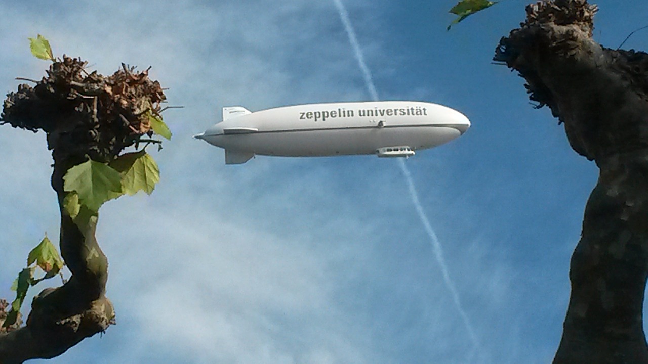 Zeppelinas, Dirižablis, Dangus, Ežero Konstanta, Plūdė, Friedrichshafen, Balionas, Skristi, Nemokamos Nuotraukos,  Nemokama Licenzija