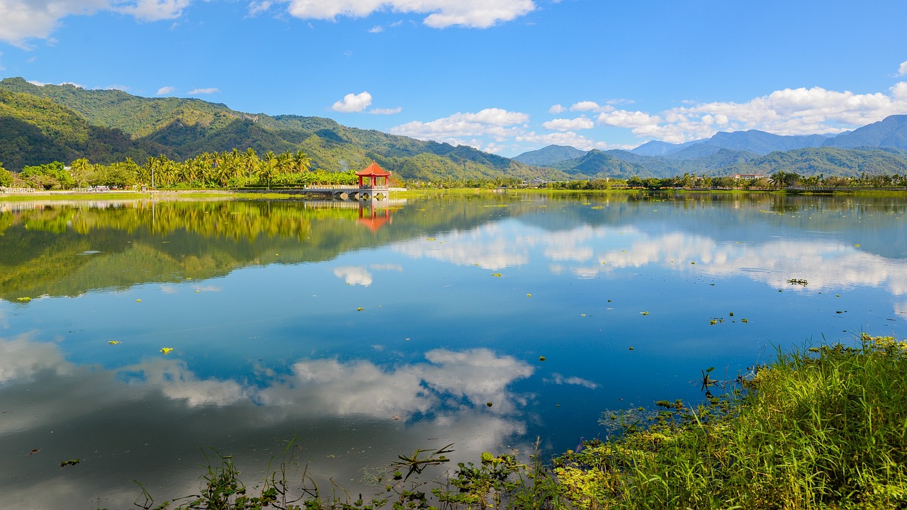 Zhongzheng Ežeras, Kraštovaizdis, Vanduo, Rezervuaras, Lauke, Panorama, Vaizdingas, Kalvos, Atspindys, Placid