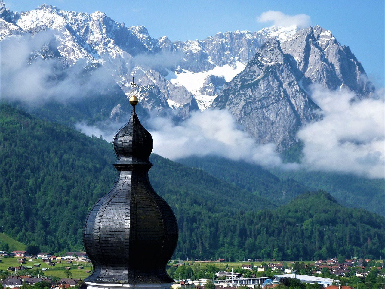 Zugspitze, Kalnai, Sniegas, Aukščiausiojo Lygio Susitikimas, Debesys, Dangus, Bavarija, Zugspitze Kalnas, Gamta, Perspektyva