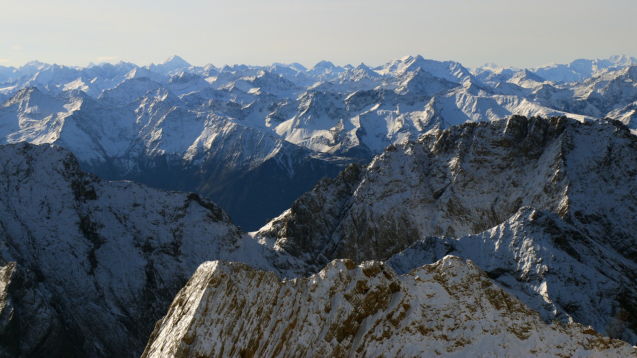 Zugspitze, Panorama, Saulės Šviesa, Kalnai, Alpės, Alpių, Alpių Kalnai, Aukštas Kalnas, Nemokamos Nuotraukos,  Nemokama Licenzija