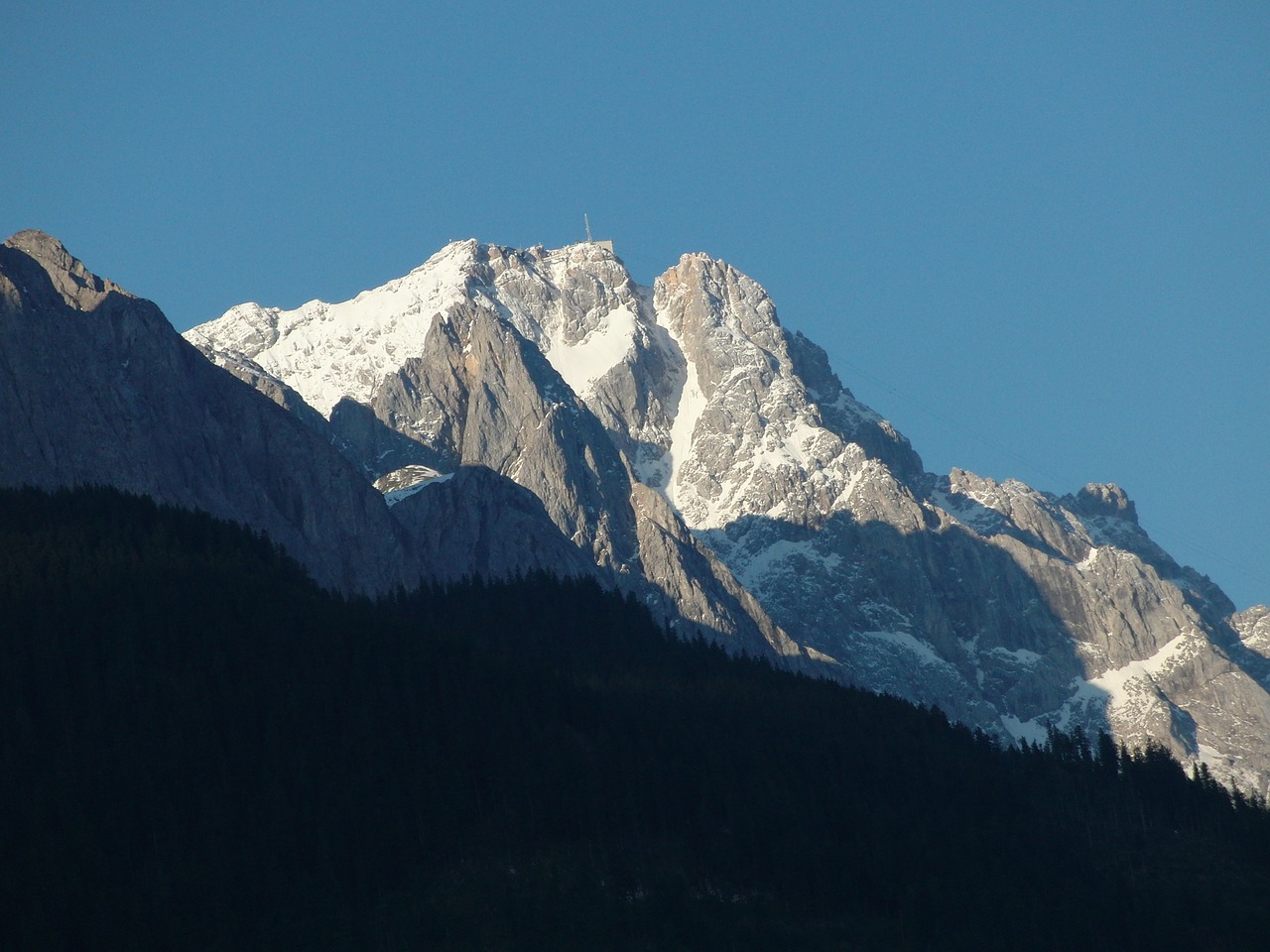 Zugspitze, Kalnas, Kalnų, Tolimas Vaizdas, Alpių, Alpinizmas, Bavarija, Sniegas, Rokas, Kalnų Peizažas