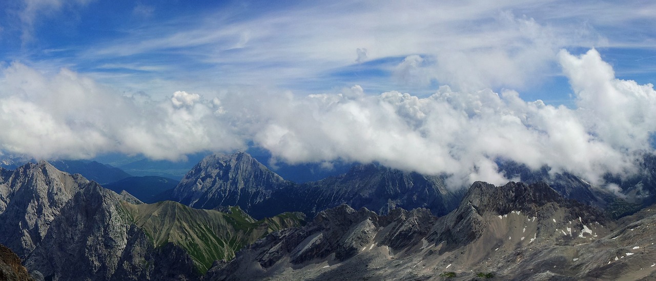 Zugspitze, Kalnų Panorama, Debesys, Debesų Juostos, Dangus, Mėlynas, Aukščiausių Kalnų, Vokietija, Panorama, Labai Aukštai
