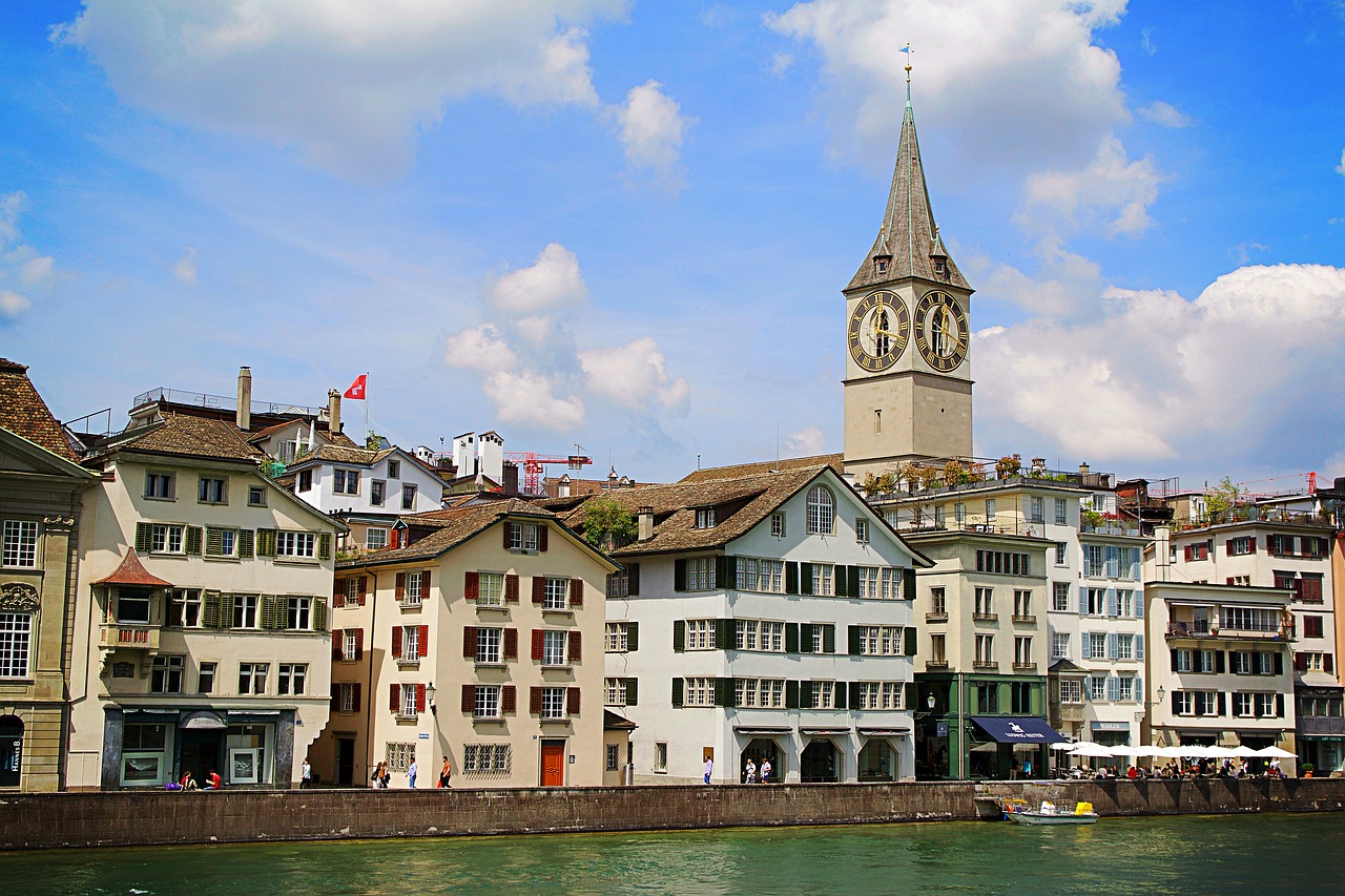 Zurich, Šveicarija, St Peter, Senamiestis, Architektūra, Istorinis Senamiestis, Pastatas, Centro, Namai, Istoriškai