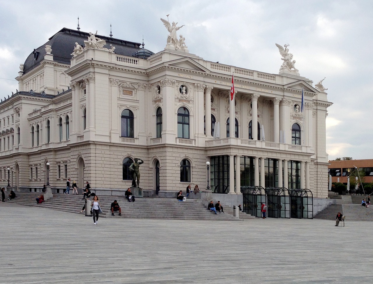 Ciuricho Operos Rūmai, Zurich, Šveicarija, Architektūra, Sechseläutenplatz, Nemokamos Nuotraukos,  Nemokama Licenzija