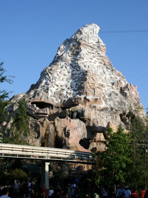 Matterhorn,  Disneilendas,  Matterhorn Disneyland
