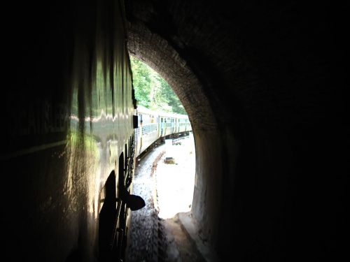 Tunelis,  Nuotraukos,  Traukinys,  Traukinys Tunelyje