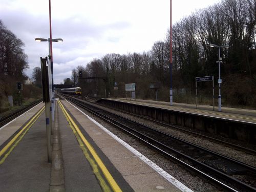 Traukinys,  Geležinkelis,  Bromley,  Į Pietus,  Stotis,  Platforma,  Traukinys Atvyksta Į Bromley Geležinkelį