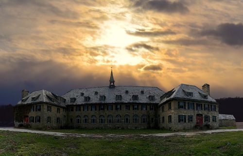 Abatija, Saulėlydis, Pastatas, Akmuo, Gražus, Gotika, Architektūra, Orientyras, Religija, Istorija, Senas, Dangus, Paveldas, Istorinis, Krikščionis, Peizažas, Kraštovaizdis, Šventas, Religinis, Sugadinti, Spalva, Struktūra, Krikščionybė, Debesys, Šviesa, Saulės Šviesa, Dramatiškas, Tradicinis, Dvasinis