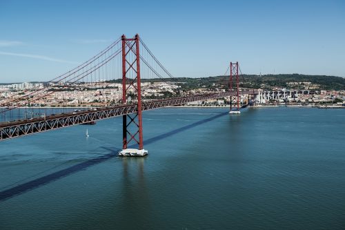 Abril, Tiltas, Lisbonas, Lisboa, Portugal, Kabantis Tiltas, Tejo, Lankytinos Vietos, Panorama, Architektūra, Upė, Regėjimas, Raudona