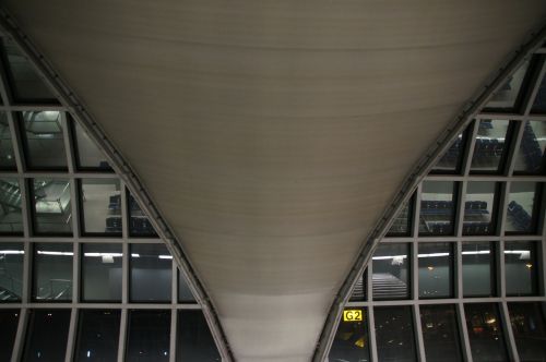 Abstraktus, Oro Uostas, Bangkokas