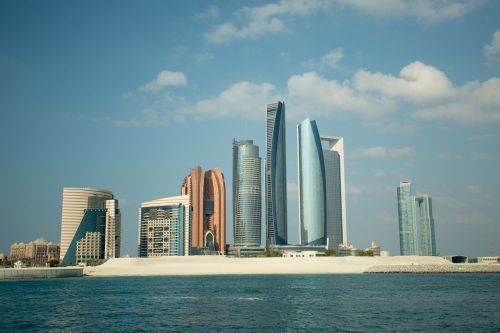 Abu Dabis, Miestas, Panorama, Emiratai, Arabas, Dhabi, Abu, Uae, Architektūra, Kelionė, United, Dangoraižis, Verslas, Arabiškas, Balta, Pastatas, Mėlynas, Zayed, Miesto, Rytus, Diena, Paplūdimio Miestas