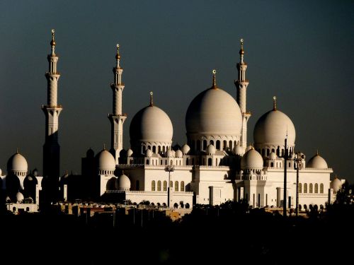Abu Dabis, Mečetė, Islamas, U E E, Sheikh Zayed Mečetė, Didelis Mečetė, Lankytinos Vietos