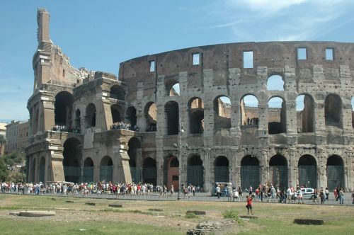 Akropolis, Roma, Italy, Architektūra, Romėnų, Turistai