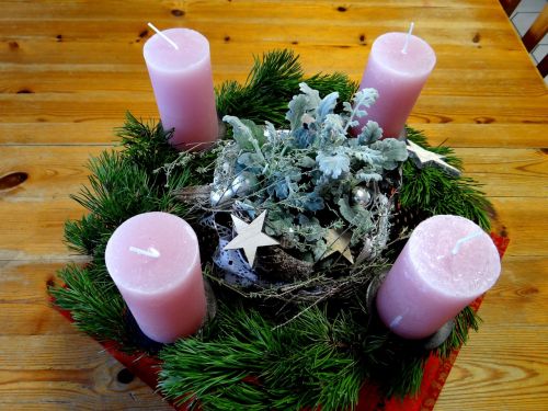 Atvykimo Vainikas, Rožinės Žvakės, Žibintai, Kalėdų Laikas