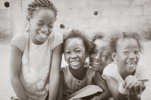 Afrikos Vaikas, Džiaugsmas, Liūdesys, Myliu Vaikus