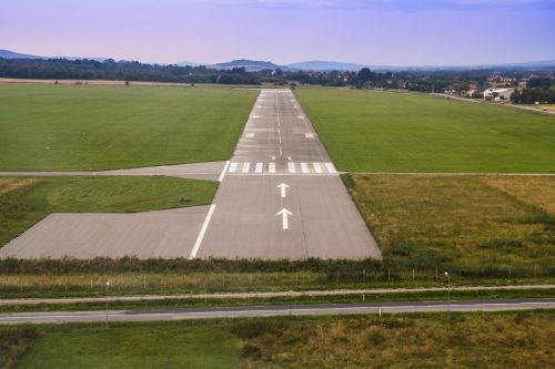 Oro Uostas, Takas, Aerofoto Nuotrauka, Masłów, Swietokrzyskie, Lenkija, Nusileidimas