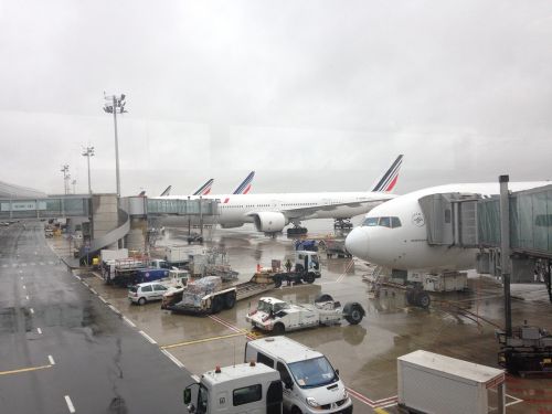 Oro Uostas, Airbus, Boeing, France