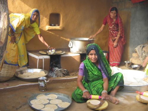 Akshaya Patra Rajasthan, Vidutinio Dienos Rupiniai Rajastane, Decentralizuota Virtuvė, Maistas Vaikams, Virtuvė, Virimo, Maistas