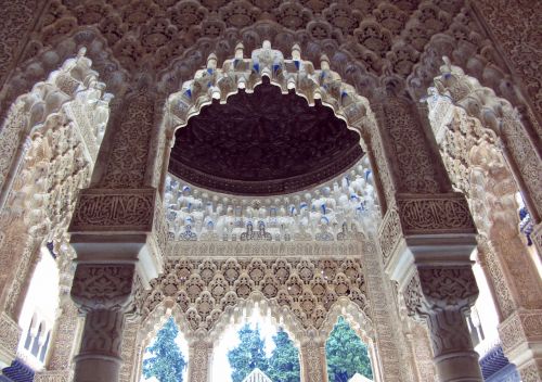 Alhambra, Ispanija, Andalūzija, Terasa, Granada, Architektūra, Šaltinis, Liūtys, Tvirtovės Kompleksas, Miestas, Arabiškas, Turizmas, Rūmai, Mozaika, Menas, Islamo Menas, Paminklas, Gipso Darbai, Amatai