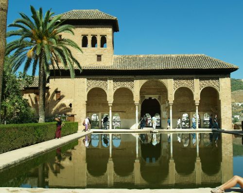 Alhambra, Tvenkinys, Vanduo, Paminklas, Generalife, Granada, Andalūzija, Ispanija, Musulmono Menas, Arkos, Atspindys