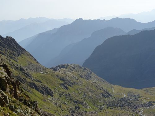 Alpių, Stubai, Kalnai, Kraštovaizdis