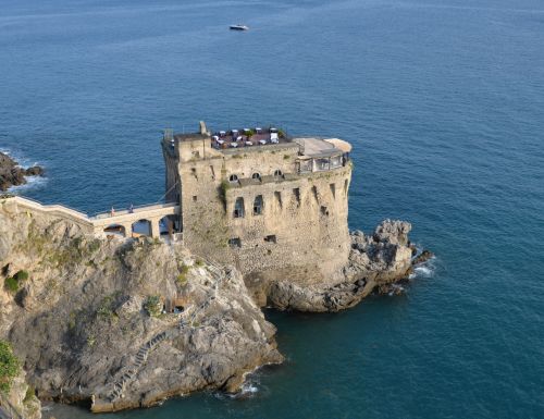 Tvirtovė,  Amalfi