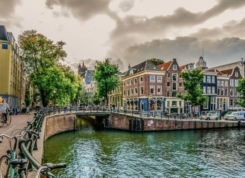 Amsterdamas, Holland, Kanalas, Upė, Nyderlandai, Vanduo, Olandų, Europa, Pastatas, Tiltas, Architektūra, Miesto, Turizmas, Kelionė, Gatvė, Kultūra, Atspindys, Miestas