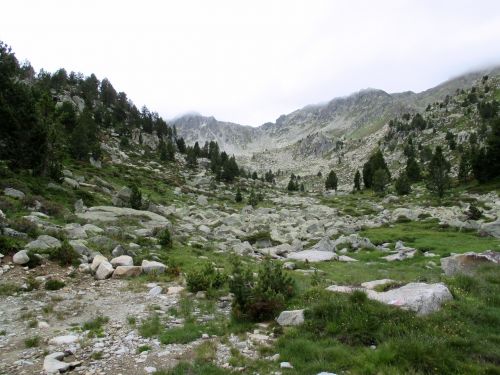 Andorra, Kalnai, Vasara