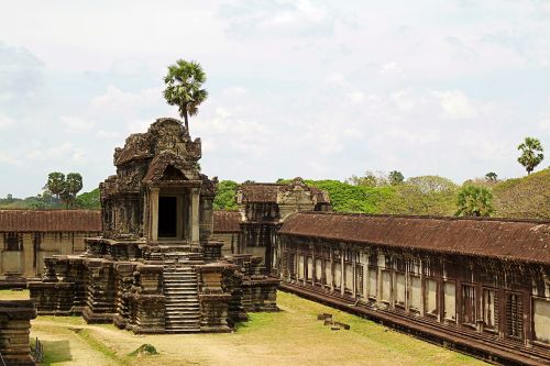 Angkor Wat, Siem Grižti, Kambodža, Asija, Angkor, Šventykla, Šventyklos Kompleksas, Istoriškai, Unesco, Pasaulinis Paveldas, Unesco Pasaulio Paveldas, Architektūra, Sugadinti, Turizmas, Džiunglės, Lankytinos Vietos, Nuotaika, Budizmas, Khmer, Kelionė