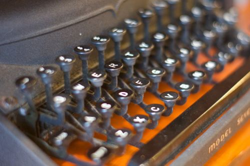 Autorius,  Knyga,  Klaviatūra,  Raktai,  Peck,  Tipo,  Rašomąja Mašinėle,  Rašyti,  Rašyti,  Rašymas,  Antique Rašomosios Mašinėlės Raktus