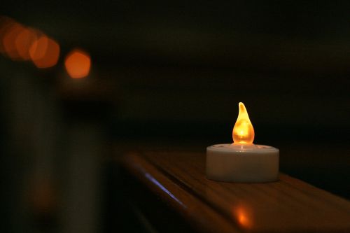 Dirbtinė Žvakė, Žvakė, Bažnyčia, Kalėdos