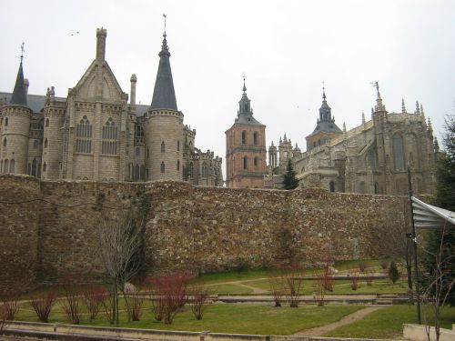Astorga, Katedra, Bažnyčia
