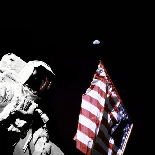Astronautas, Mėnulis, Vėliava, Usa, Harrison Schmitt, Apollo 17, Erdvė, Misija, Tyrinėjimas, Skrydis, Erdvėlaivis, Spaceman, Kosmosas, Žemė