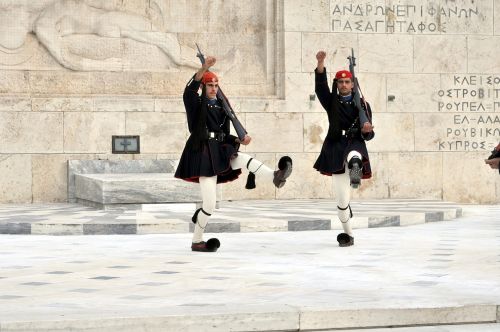Atėnas, Parlamentas, Sargybos Keitimas