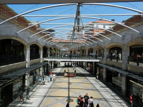 Aveiro, Portugal, Prekybos Centras