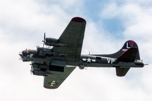 Bombonešis,  B-17,  Vintage,  Orlaivis,  Lėktuvas,  Pasaulis & Nbsp,  Karas & Nbsp,  Ii,  B-17 Plaukioja