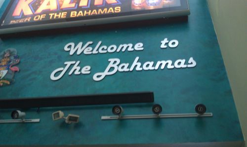 Bahamos,  Bahamos