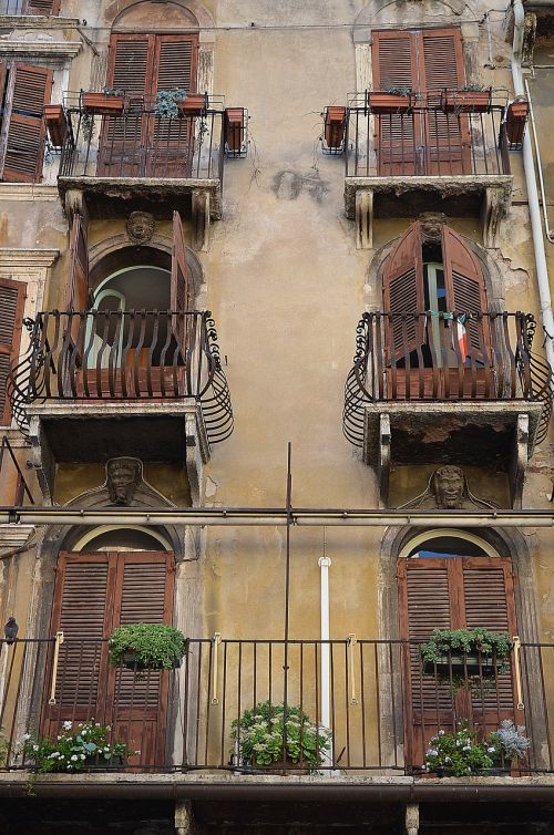Balkonai, Balkonas, Italy, Verona, Tipiškas Itališkas, Gėlių Dėžutės, Italijos Gatvė
