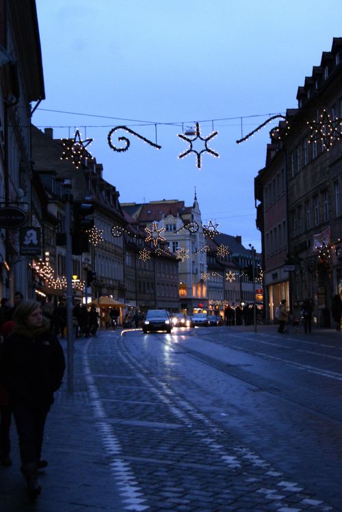 Kalėdos,  Naktis,  Vakaras,  X-Mas,  Gatvė,  Miestas,  Vokietija,  Bamberg,  Automobiliai,  Dekoracijos,  Bamberg Germany Night Street