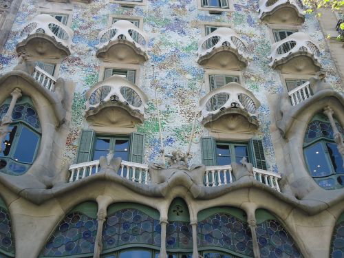 Barcelona, Casa Batllo, Dalì, Art Nouveau, Laisvė